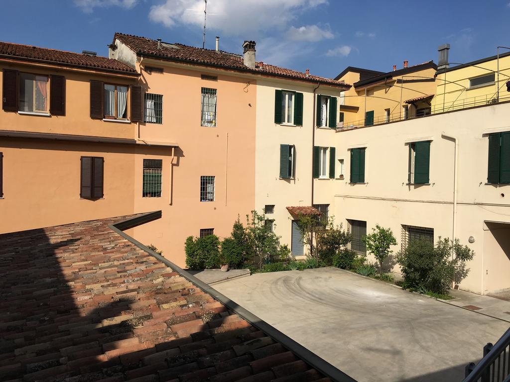 L'Archetto Hostel Кремона Екстериор снимка