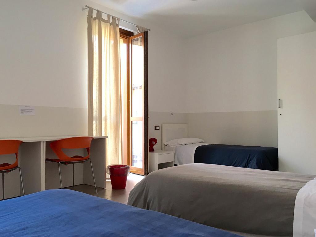 L'Archetto Hostel Кремона Екстериор снимка